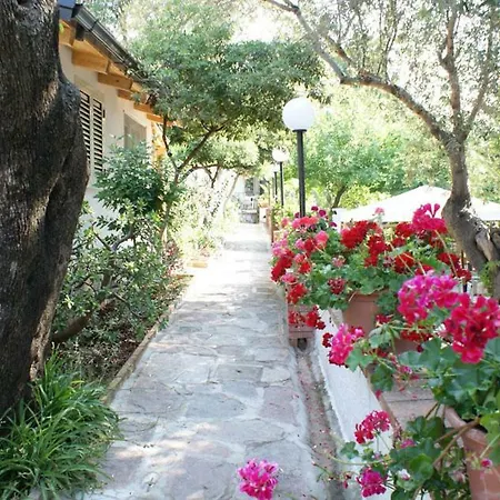 Aparthotel Degli Ulivi *